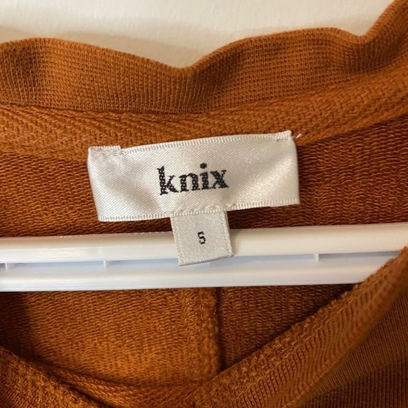 Knix Cropped Sweatshirt, Caramel, Small - Picture 5 of 9
